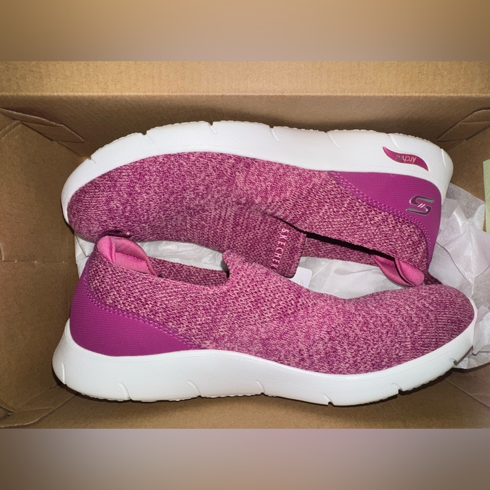 Skechers Women's Knit Magenta Slip-On Sneakers